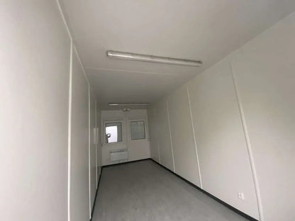 Bürocontainer 6 m × 2,43 m Stahlkonstruktion mit LED Integrierte Anschlüsse Modular