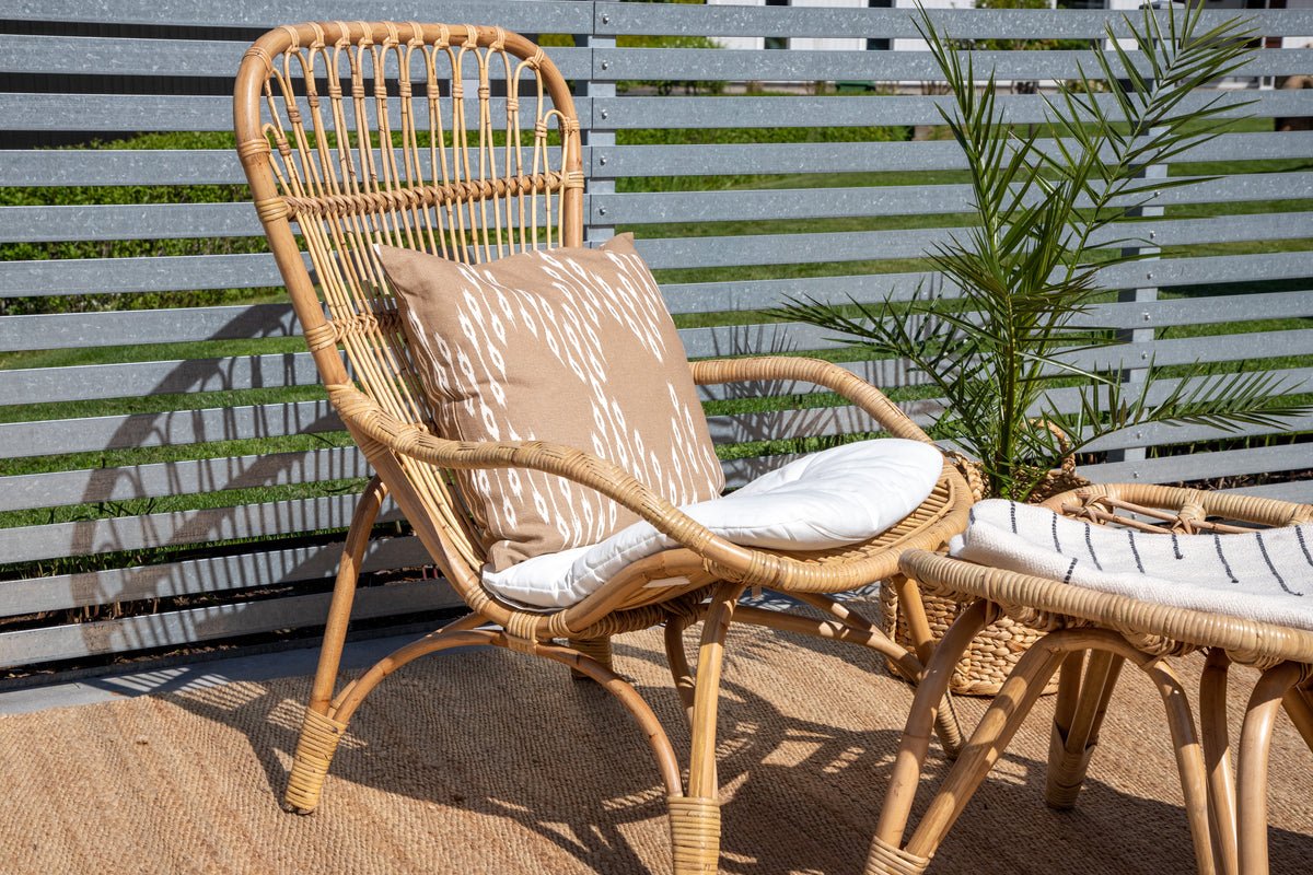 Luxusbetten24 Elenore Garten-Loungesessel Natur inklusive Kissen für Garten