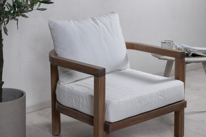 Luxusbetten24 Erika Garten-Loungesessel Braun aus Akazie und Polyester