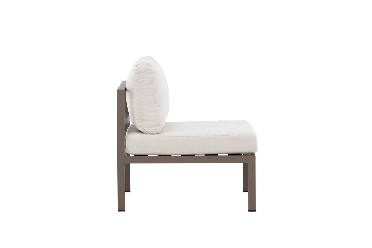 Luxusbetten24 Selva Loungesessel mit Aluminiumgestell und Zwei Kissen, Braun