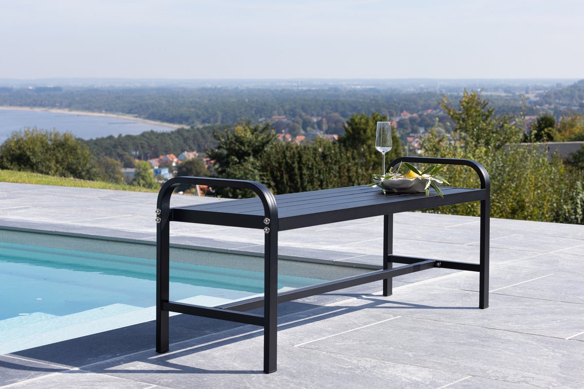 Luxusbetten24 Gartenbank Cäsar Aus Robustem Schwarzem Aluminium Schwarz