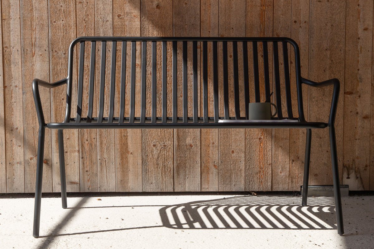 Luxusbetten24 Rover Gartenbank Aluminiumoptik Beige