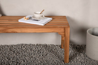 Luxusbetten24 Sassy Gartenbank Klassisches Teakholz Natur Outdoor Design