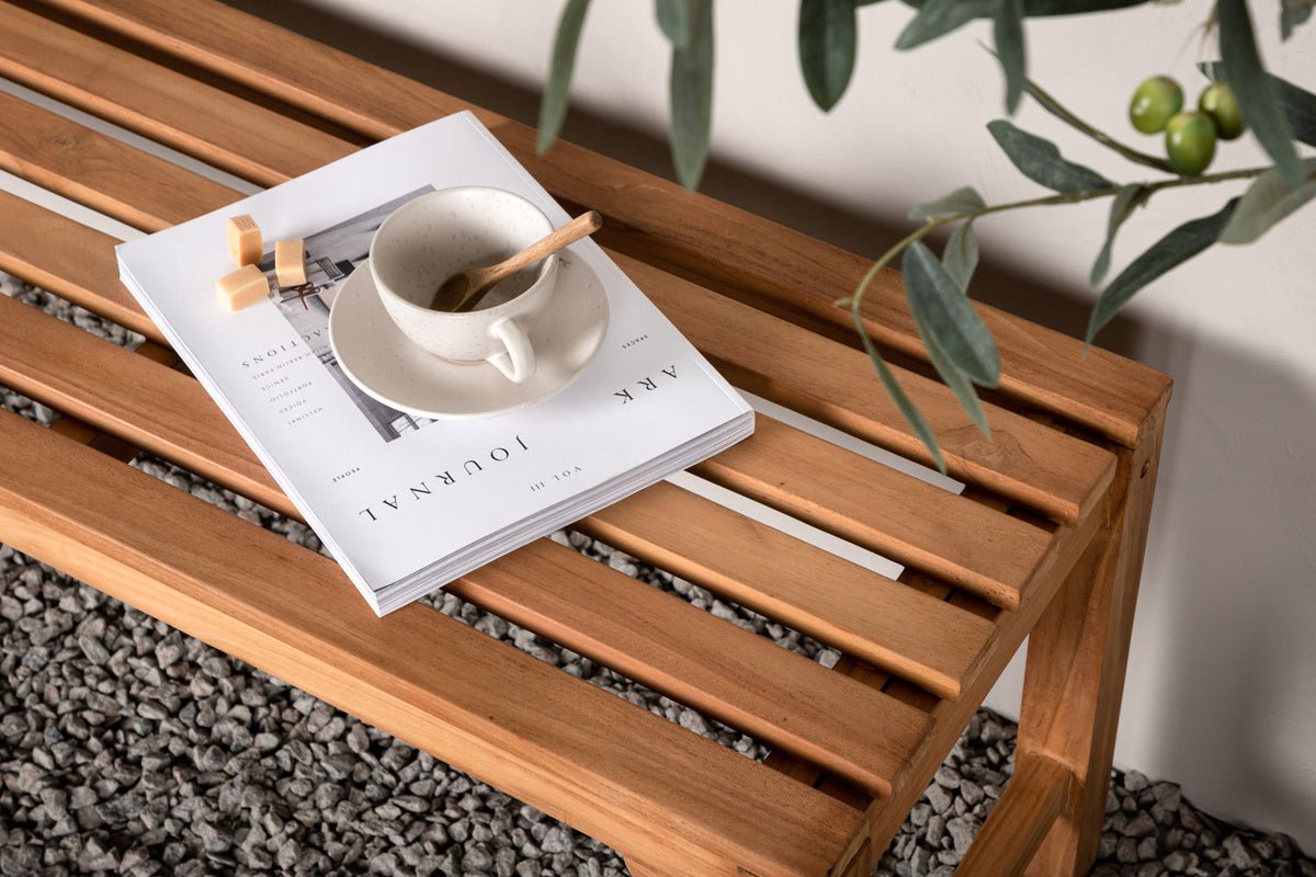 Luxusbetten24 Sassy Gartenbank Klassisches Teakholz Natur Outdoor Design