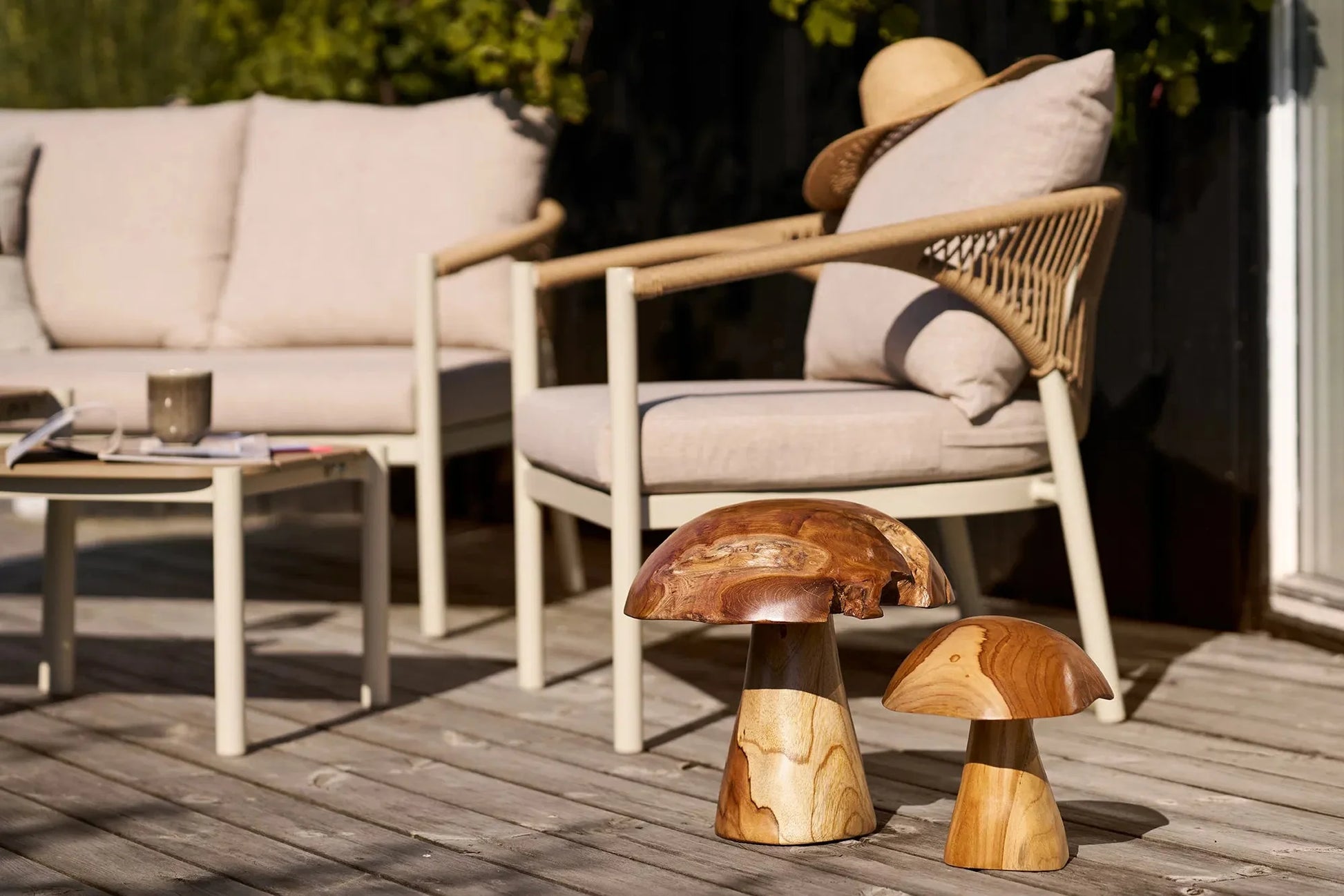 Gartenfigur Orvaina - aus Teak in Pilzform ( 2er Set)