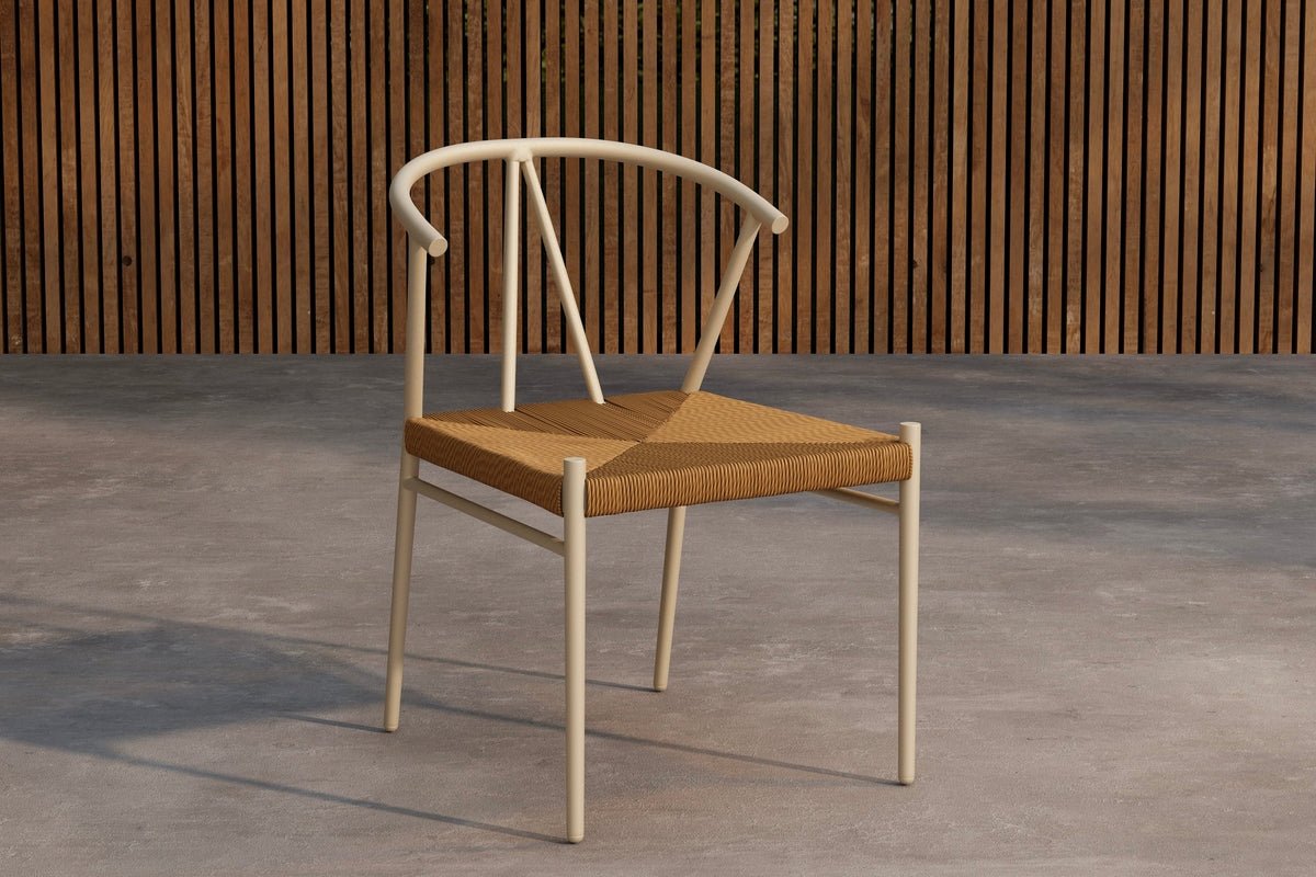 Luxusbetten24 Cortina Gartenstuhl – Stahlgestell mit Rattan‑Sitzfläche, Für Außenbereich