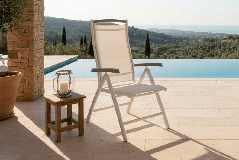Luxusbetten24 2er Set Gartenstuhl Kara Aluminium Verstellbar Weiß