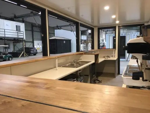 Conteneur Restaurant 20 Fuß – Mobilrestaurant, Corten‑Stahl, 14 m² Innenfläche