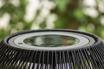 Luxusbetten24 Elan Outdoor-Stehlampe – Wetterfeste Stehleuchte aus Bambus und Metall, Braun