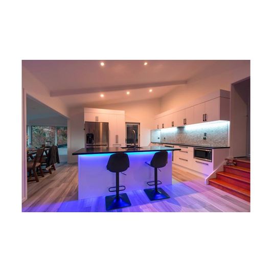 R-MUSIC Cinta LED USB 10m Multicolor con Control Remoto