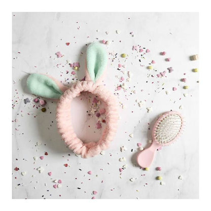 The Concept Factory Pack Cepillo y Toalla Kawai