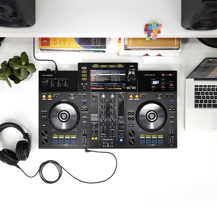 PIONEER DJ XDJ-RR DJ-Controller mit USB-Doppelanschluss und Bildschirm