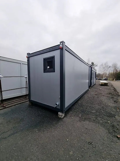 Standard Bürocontainer 6058×2438 mm – Stahlrahmen, Sandwichpaneele, inkl. Tür