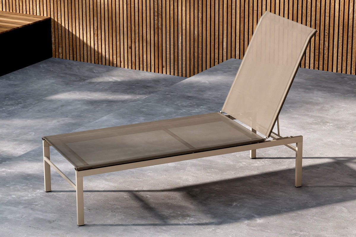 Sonnenliege Arelia – Textilene‑Lounge Mit Stahlgestell, Schwarz & Beige