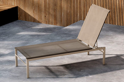 Sonnenliege Arelia – Textilene‑Lounge Mit Stahlgestell, Schwarz & Beige