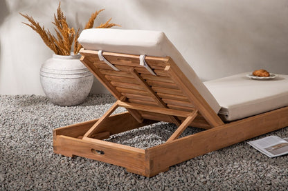 Luxusbetten24 Nara Sonnenliege Teakholz Naturoptik
