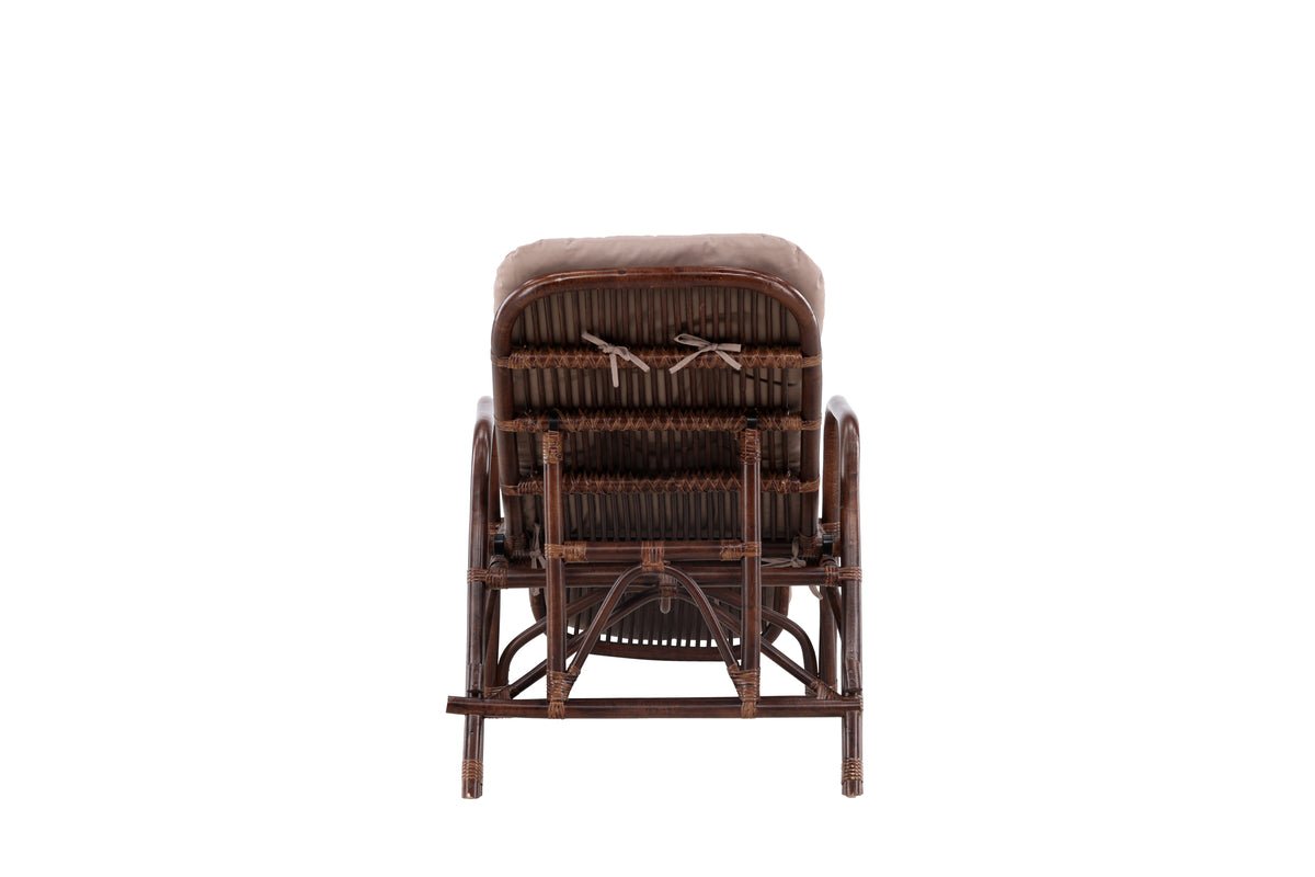 Luxusbetten24 Sonnenliege Virell aus Rattan mit Kissen, Walnuss