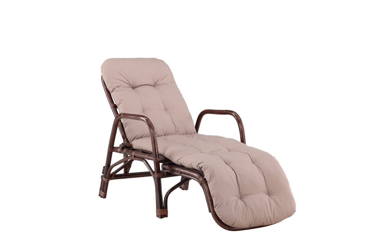 Luxusbetten24 Sonnenliege Virell aus Rattan mit Kissen, Walnuss