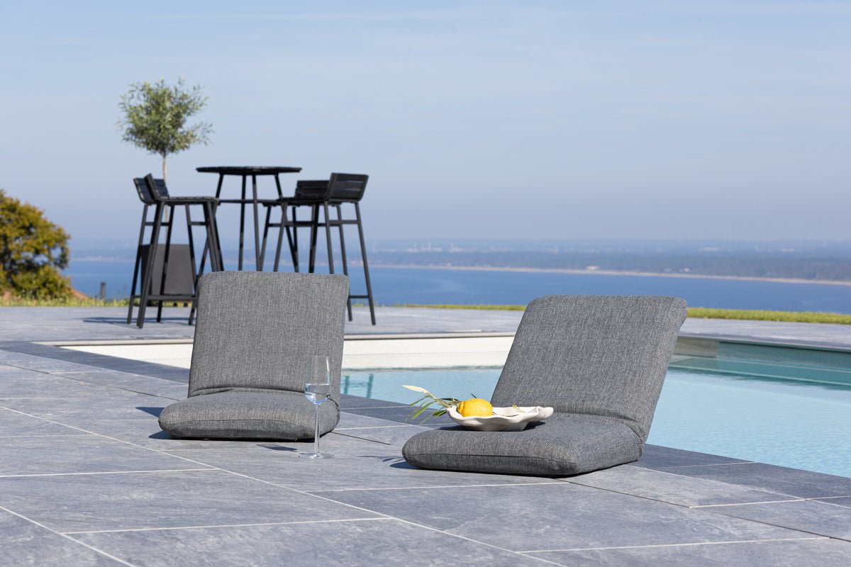 Luxusbetten24 Zephyra Sonnenliege Polyester Stahlgestell Grau Garten Komfort