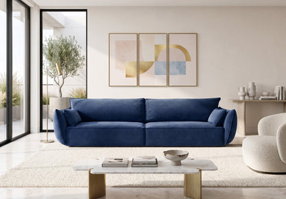 Luxusbetten24 Nuvola Designer 4‑Sitzer Samt Luxuriös Modernes Sofa