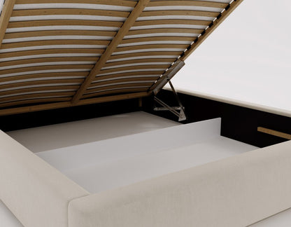 Luxusbetten24 Lunera Designer Polsterbett, Samt mit Stauraum, 200×200 cm, Hellgrau