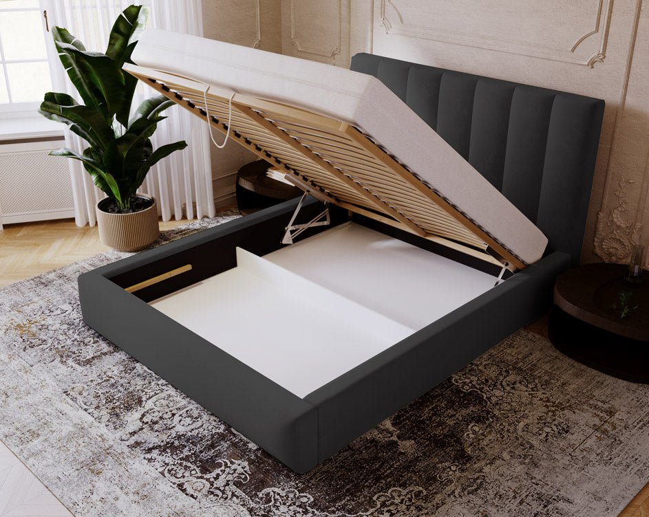 Luxusbetten24 Lunera Designer Polsterbett, Samt mit Stauraum, 200×200 cm, Hellgrau