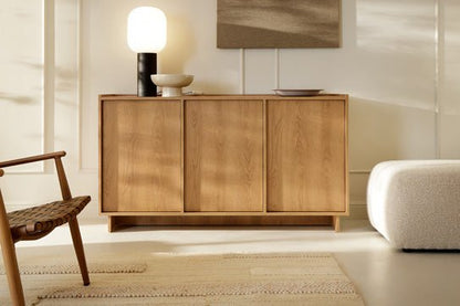 Luxusbetten24 Designer Kommode Kiyora III Japandi Massivholz 180 cm