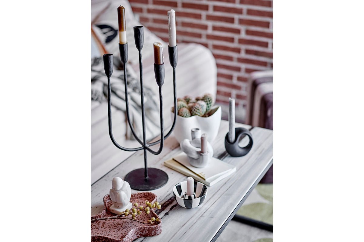 Luxusbetten24 Ivalo Blumentopf Modernes Steingutdesign Weiß Dekorativ Wohnzimmer