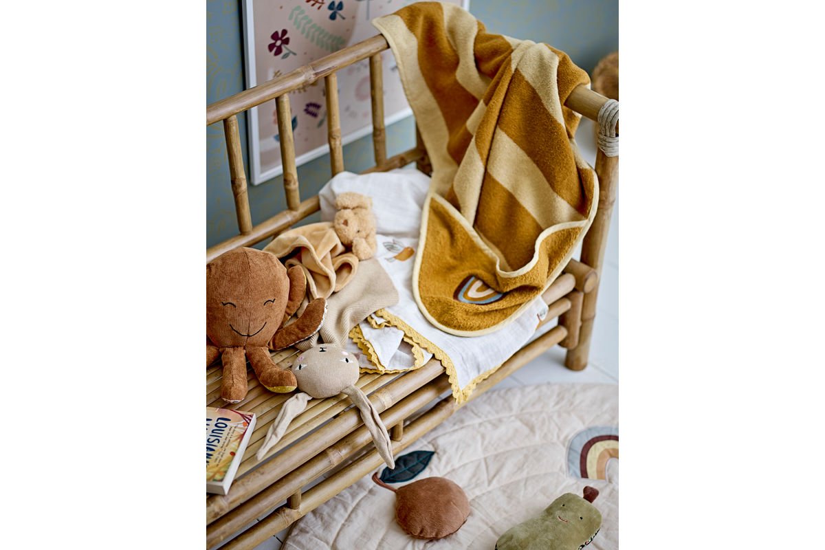 Luxusbetten24 Viki Kinderhandtuch Bio‑Baumwolle Regenbogen‑Stickerei Gestreift
