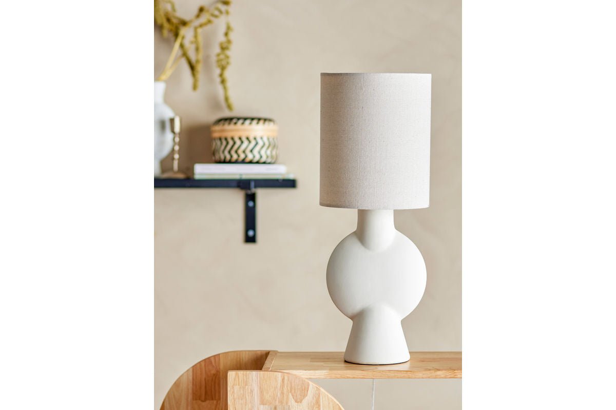 Everni Tischlampe Weißes Steingut Moderne Wohnraum Beleuchtung Elegant
