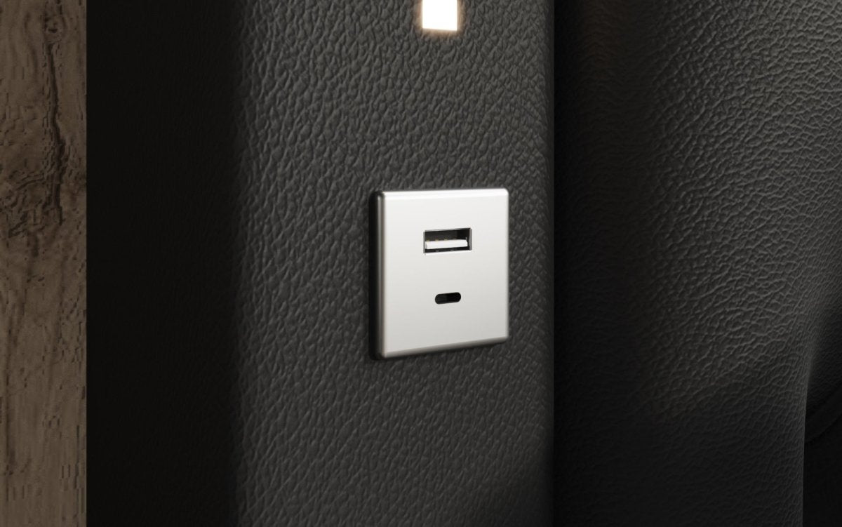 Luxusbetten24 Designer Polsterbett Rio inkl. RGB, USB und Stauraum