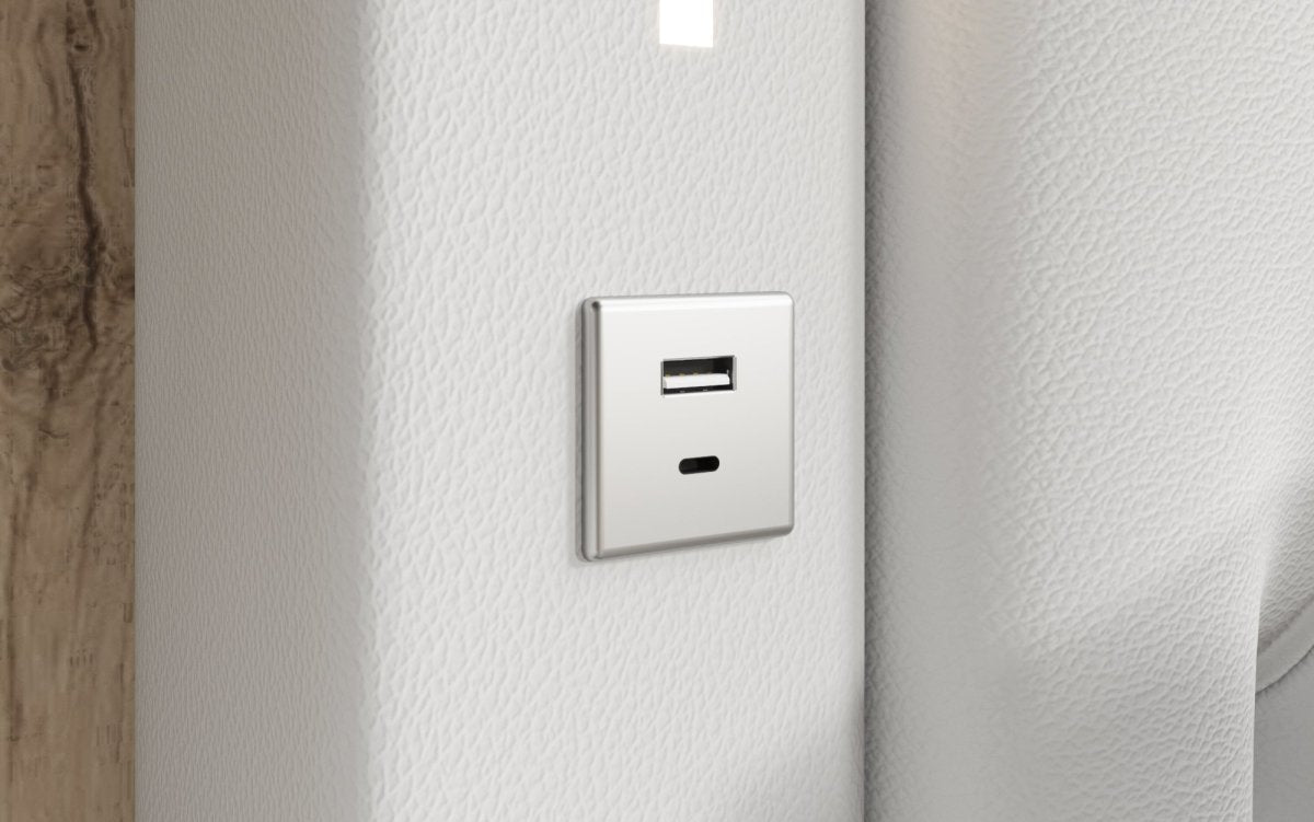 Luxusbetten24 Designer Polsterbett Rio inkl. RGB, USB und Stauraum