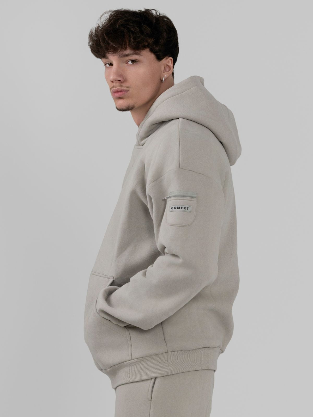 Comfrt Travel Essentials Hoodie Superweich Baumwollmischung Oversized Moss