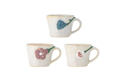 Luxusbetten24 Becher-Set Kivon – Blumenmotiv Steingut 3‑teilig Natur Handgefertigt