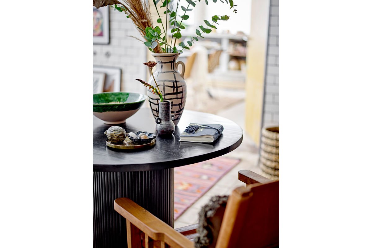 Vase Alura – Schwarzes Steingut
