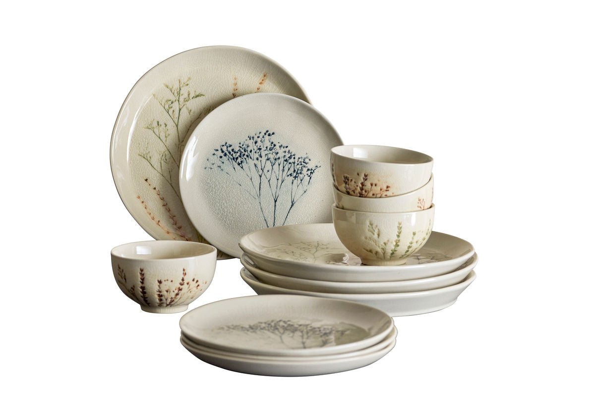 Geschirrset Elina – Handgemaltes Blumendesign in Naturtönen (12-teilig)