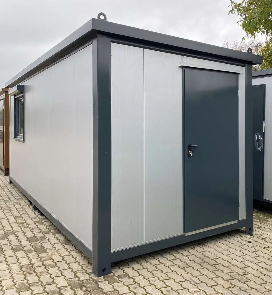 Bürocontainer Mit Rollläden 6×2,40 m Stahlrahmen Isoliert