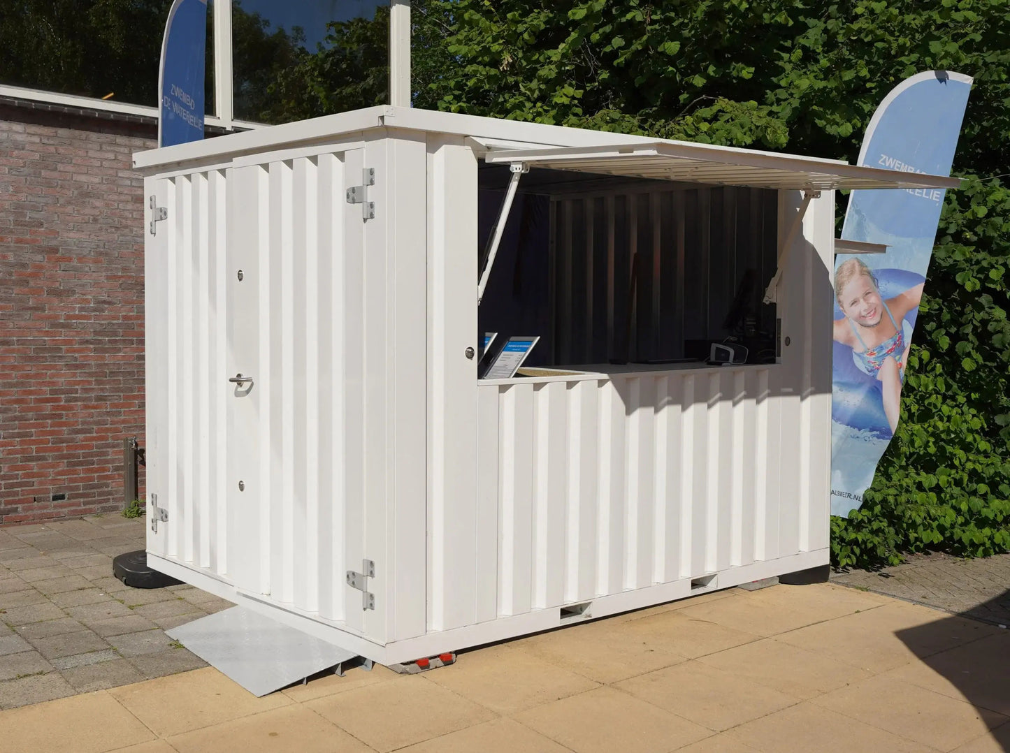 Modularer Demontierbarer Containerbar Gehäuse 4×2 m XL Weiß RAL 9016