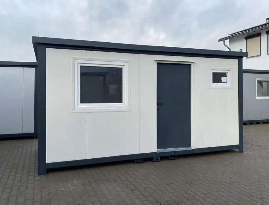 Bürocontainer 5×2,20 m Mit Sanitär Und LED Robuste Stahlkonstruktion