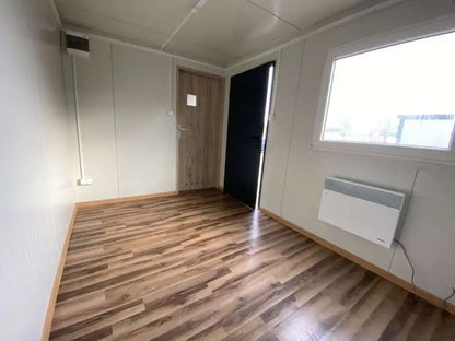Bürocontainer 5×2,20 m Mit Sanitär Und LED Robuste Stahlkonstruktion