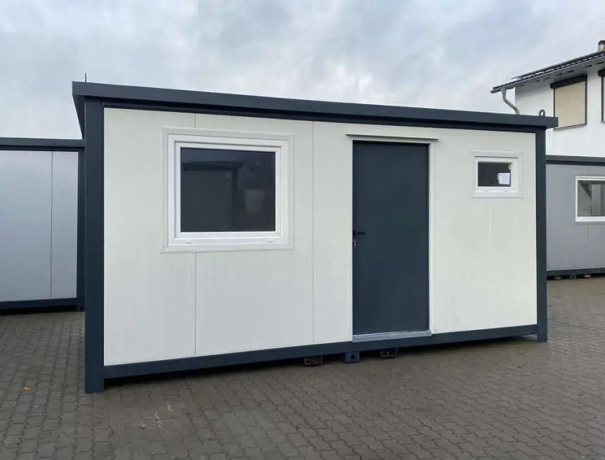 Bürocontainer 5×2,20 m Mit Sanitär Und LED Robuste Stahlkonstruktion