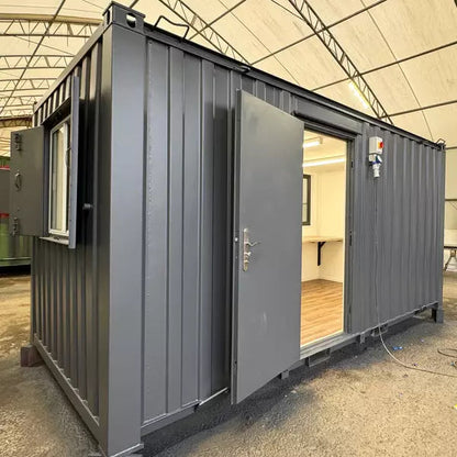 Cabina Personalizzata 4,8 × 2,4 m Struttura Acciaio Antivandalo