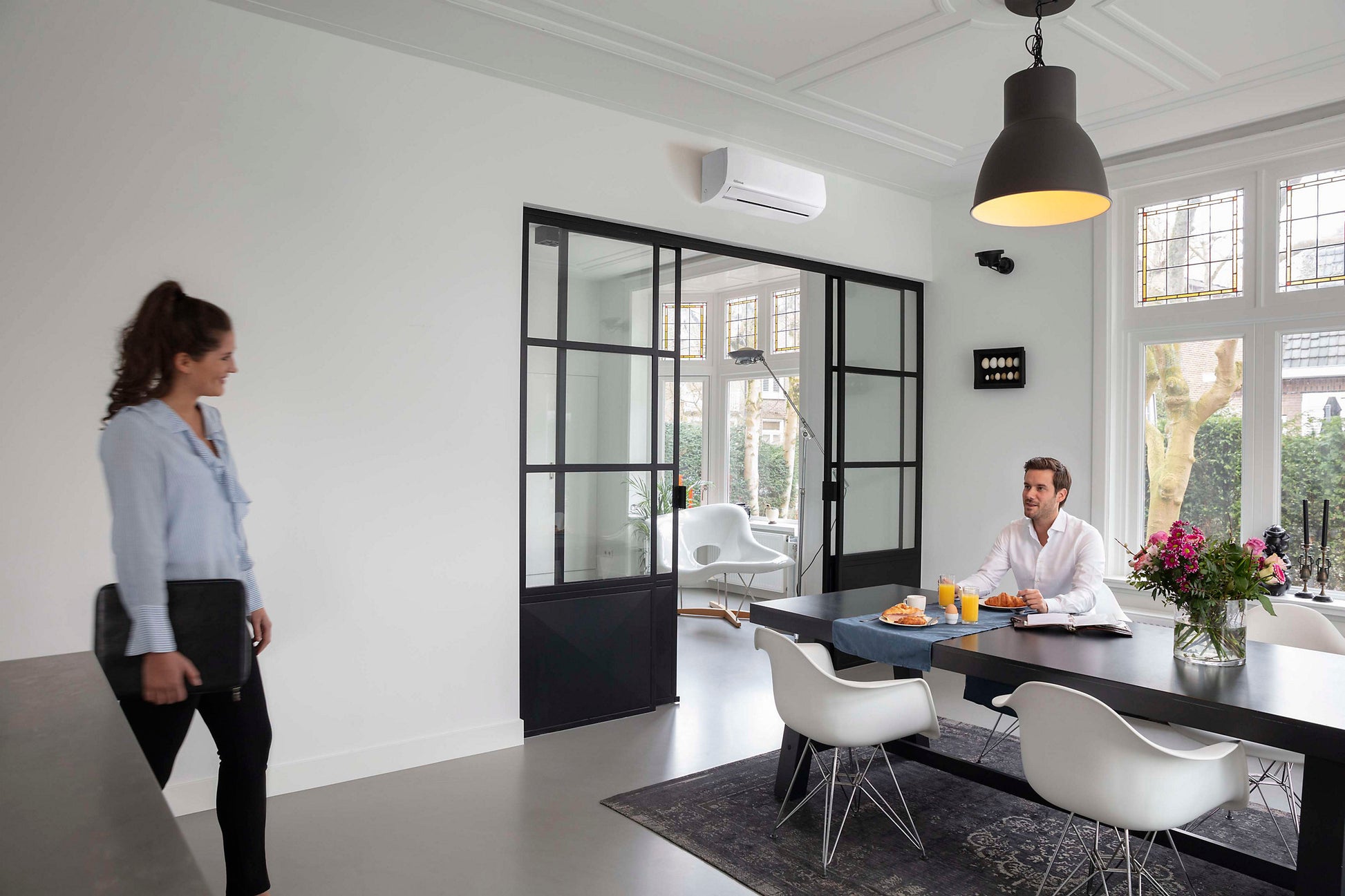 Bomba de Calor Aire/Aire Qlima SCM5225 2500W Unidad Interior