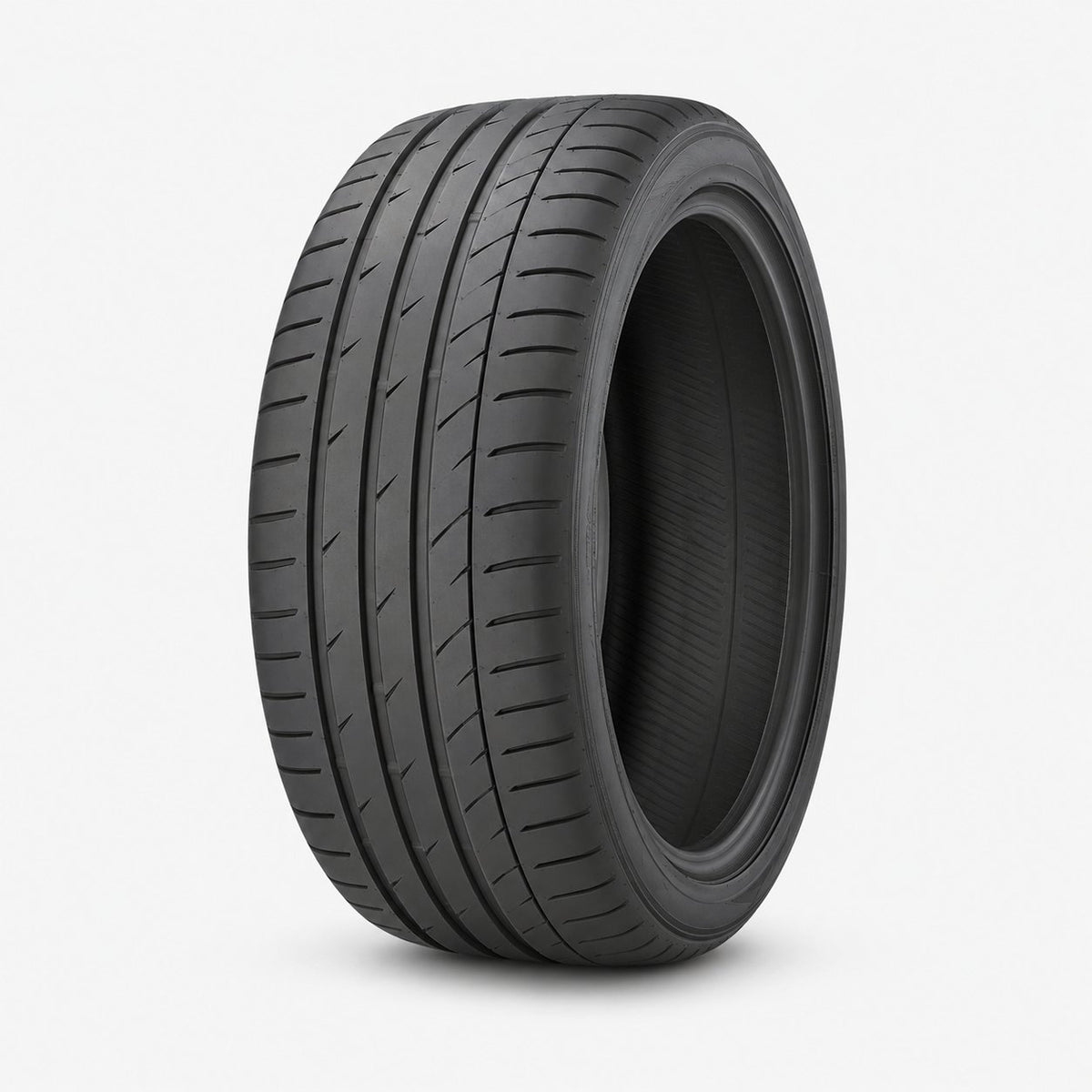 Ultra Performance Tire 245/40R18 Raku Autoparts RAP-TIR-033