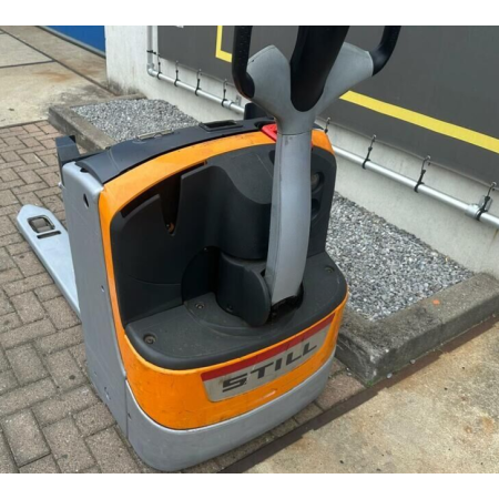Transpaleta Elettrica STILL EXU-H18 (2011)