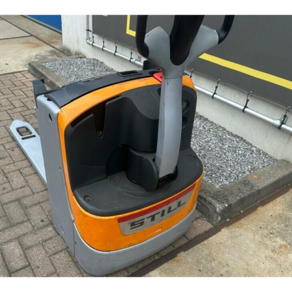 Transpaleta Elettrica STILL EXU-H18 (2011)