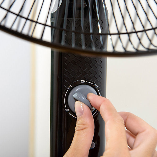 Ventilador de Pie Taurus Alpatec 45W 3 Velocidades Negro